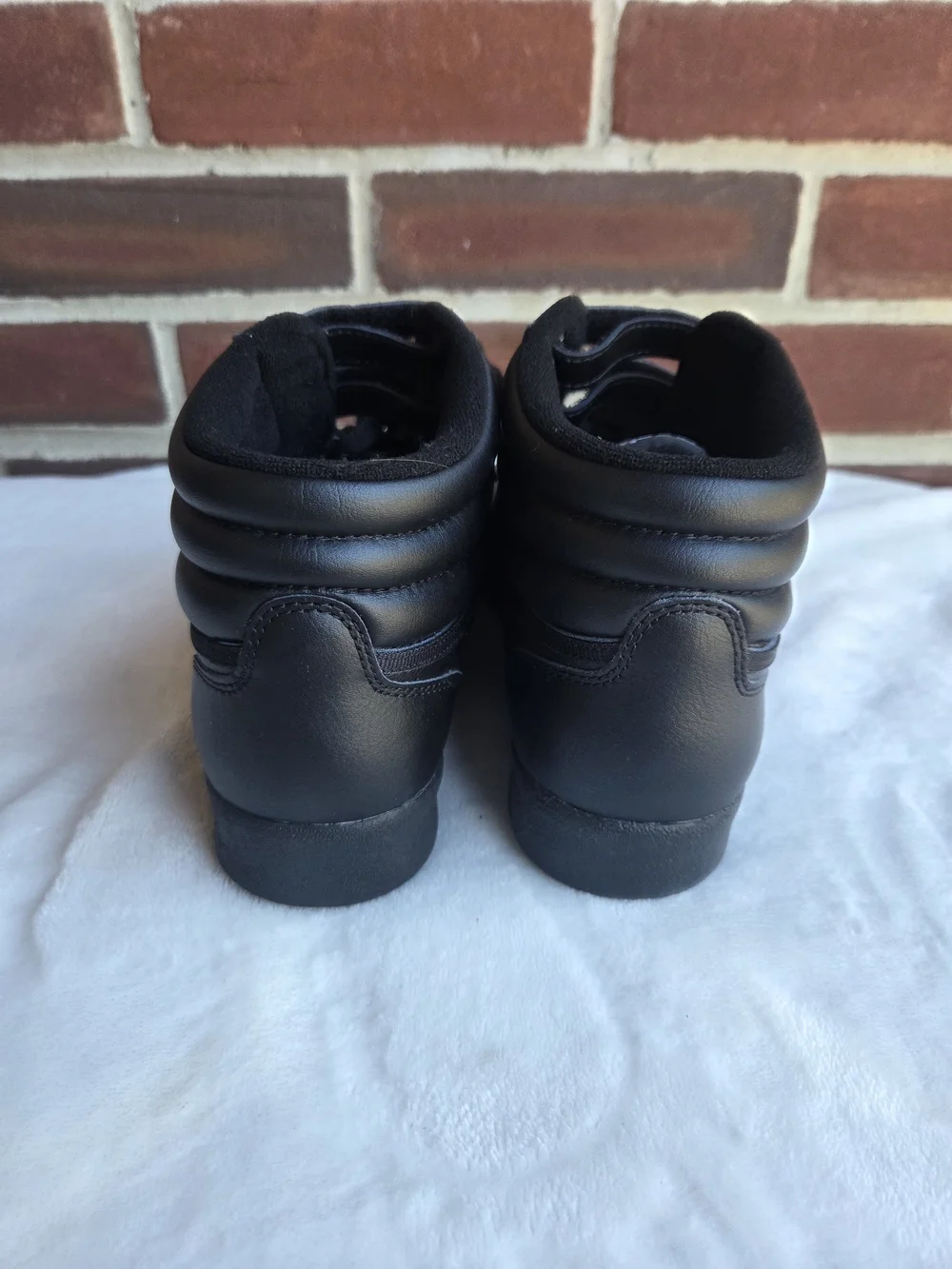 Reebok Classic Freestyle Hi Black Leather High Top Sneakers Women's US 8